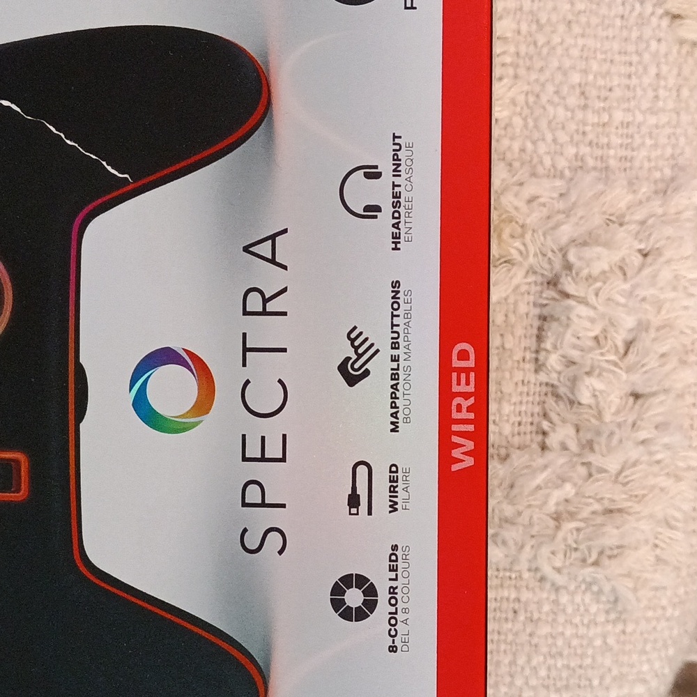 Spectra Nintendo switch wired remote NIB🖤🖤🖤 - Picture 4 of 7